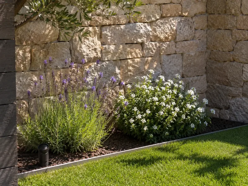 Jardín de bajo mantenimiento en Mirasol, Sant Cugat del Vallès